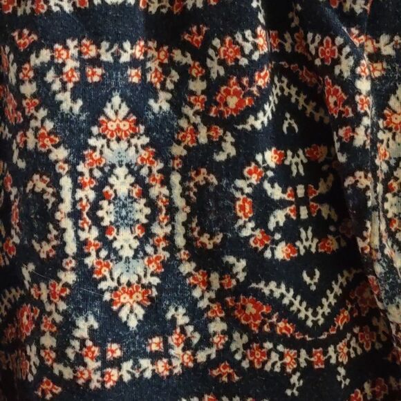 Cloud Chaser size M Blue white floral‎ ball fringe trim shorts great condition - Picture 2 of 7